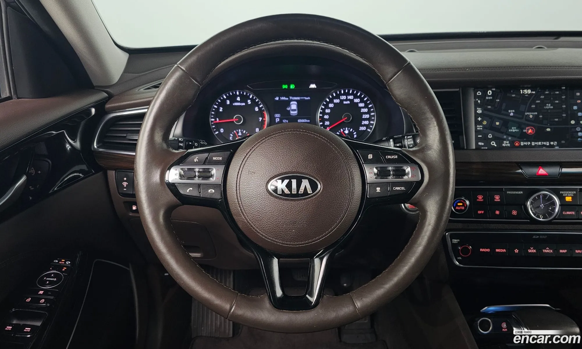 Kia K7 2018 — 7