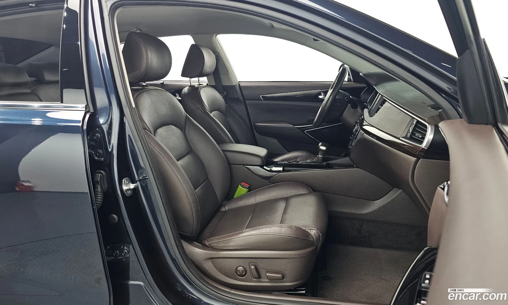 Kia K7 2018 — 10