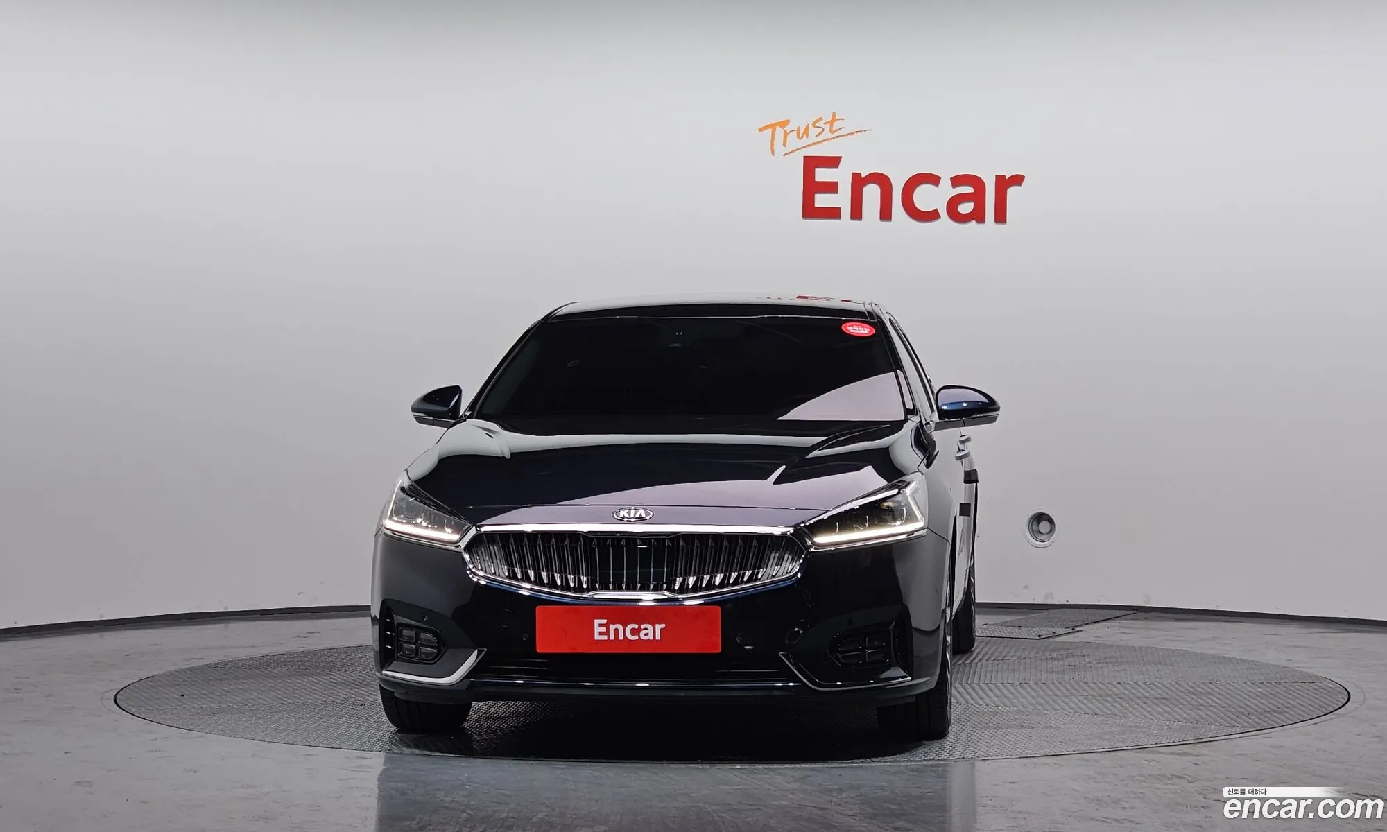 Kia K7 2018 — 14