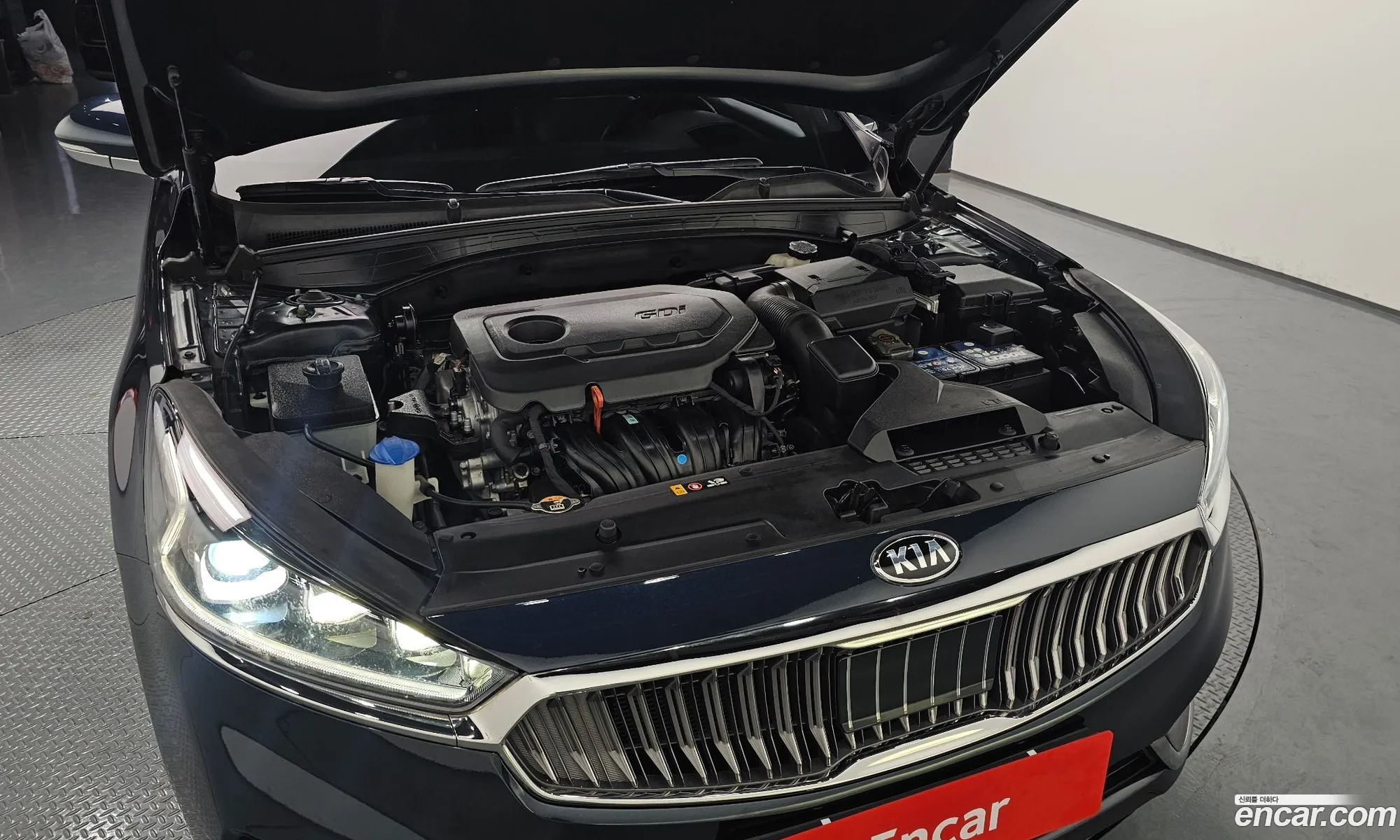 Kia K7 2018 — 9