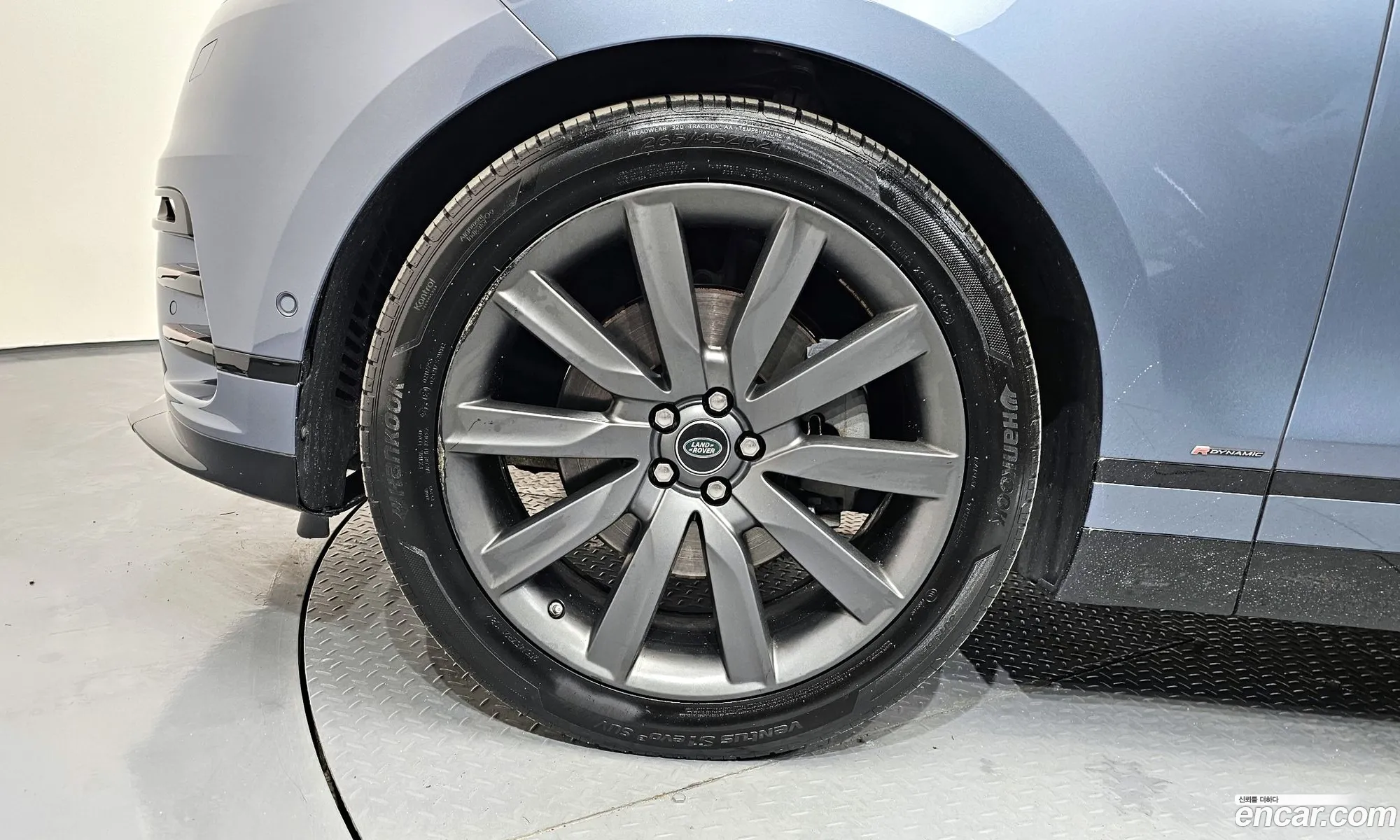 Land Rover Range Rover Velar 2018 — 9