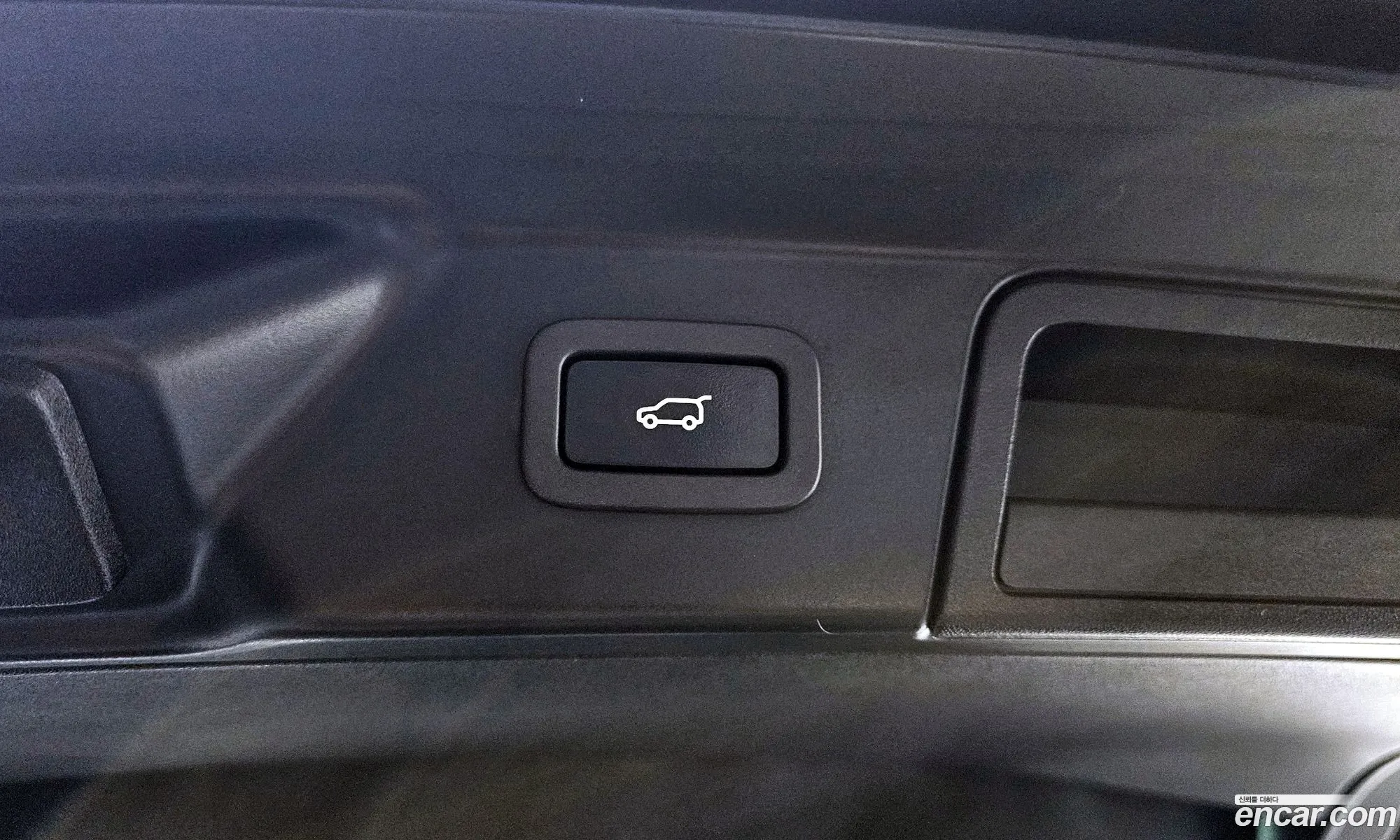 Land Rover Range Rover Velar 2018 — 10