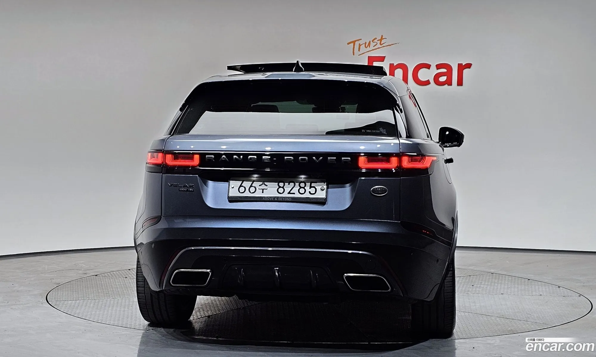 Land Rover Range Rover Velar 2018 — 18