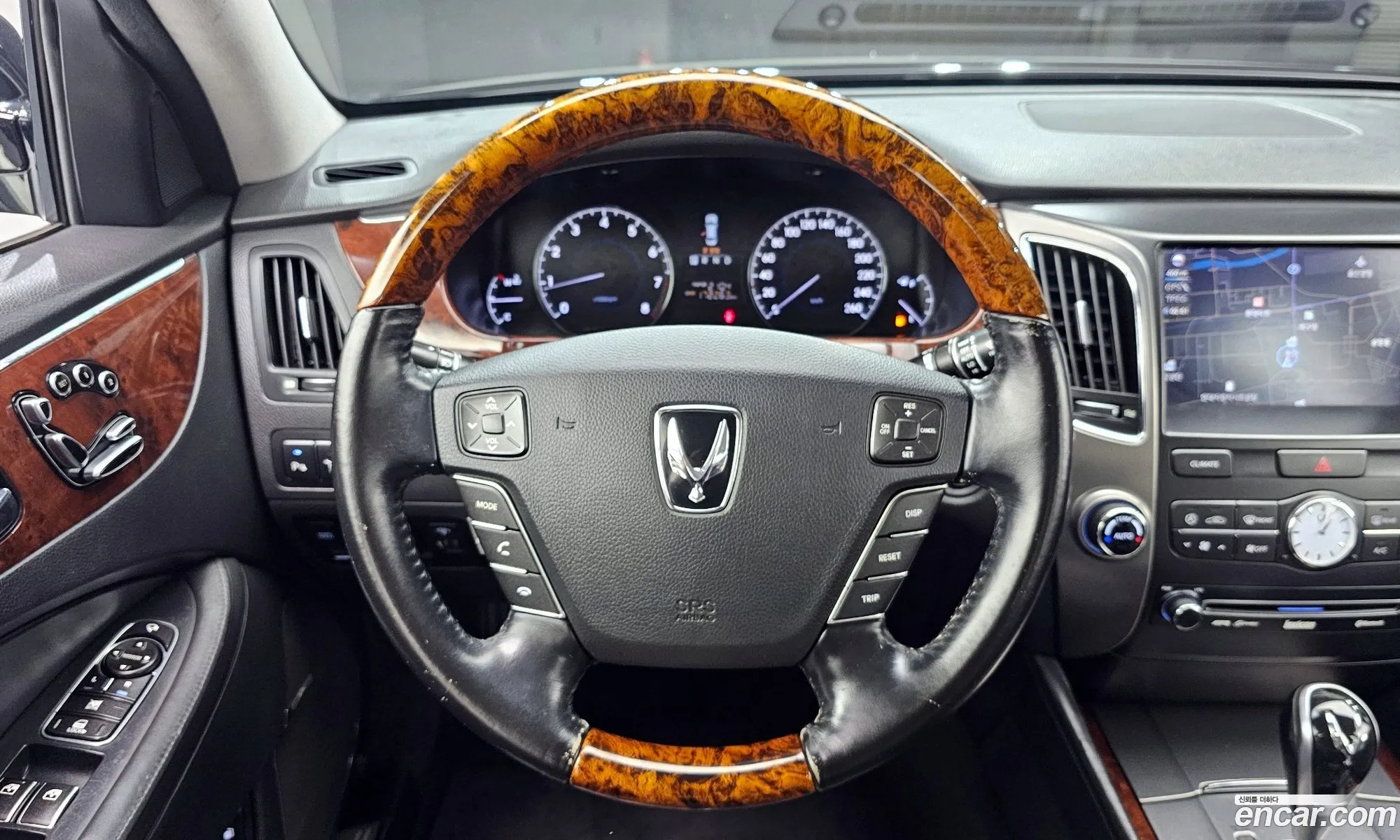Hyundai Equus 2009 — 13