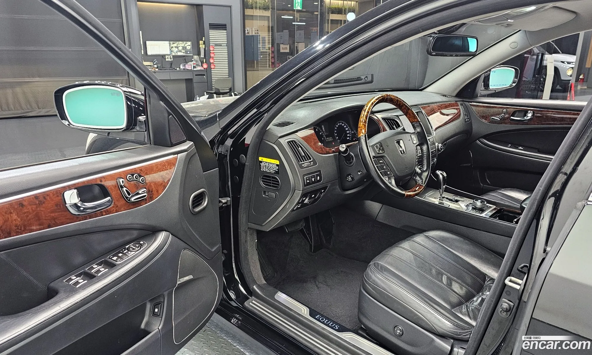 Hyundai Equus 2009 — 15