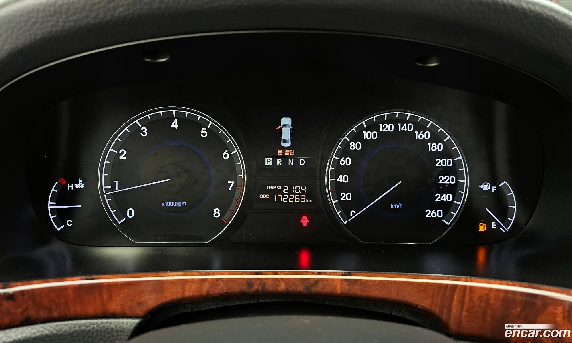 Hyundai Equus 2009 — 11