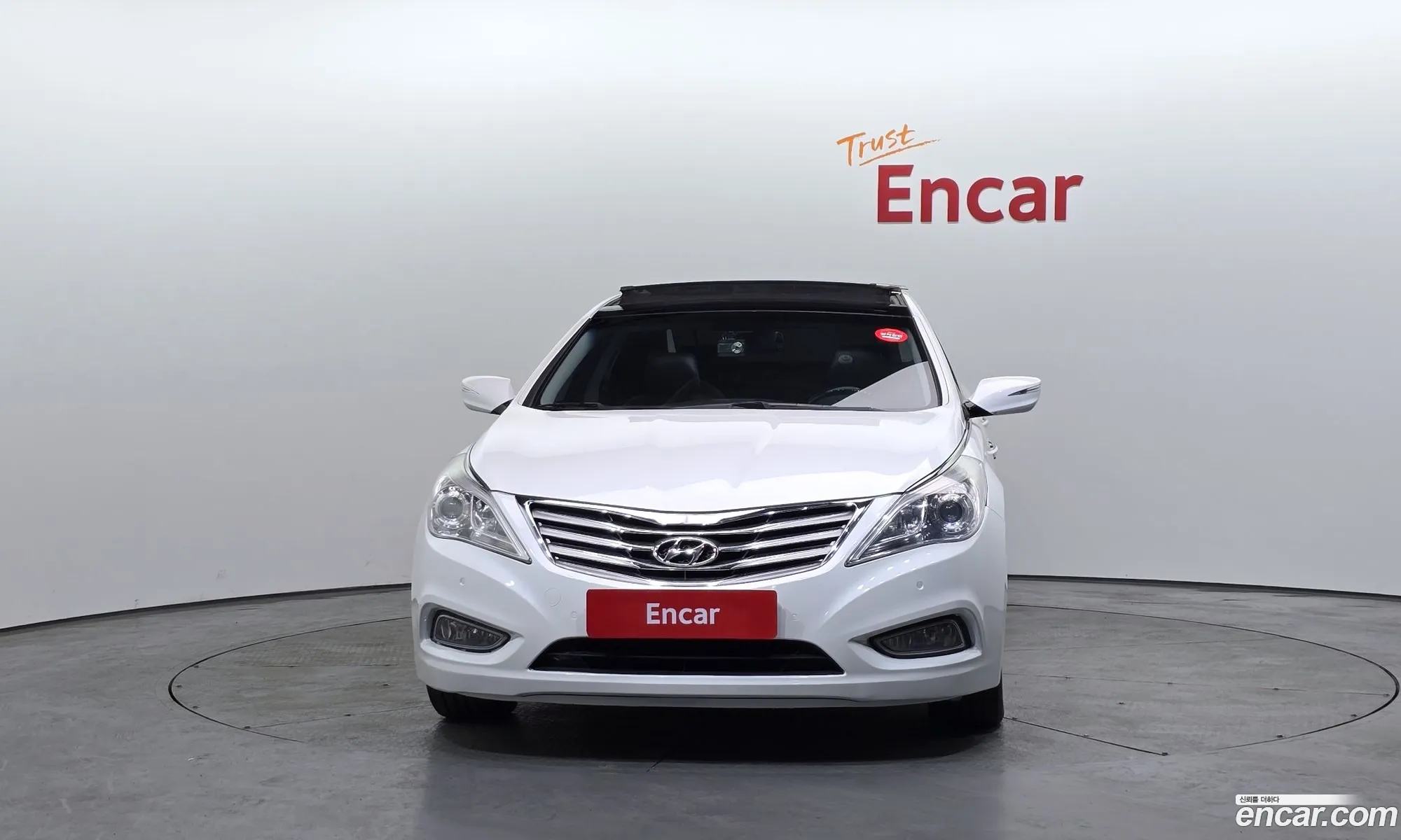 Hyundai Grandeur HG 2012 — 17