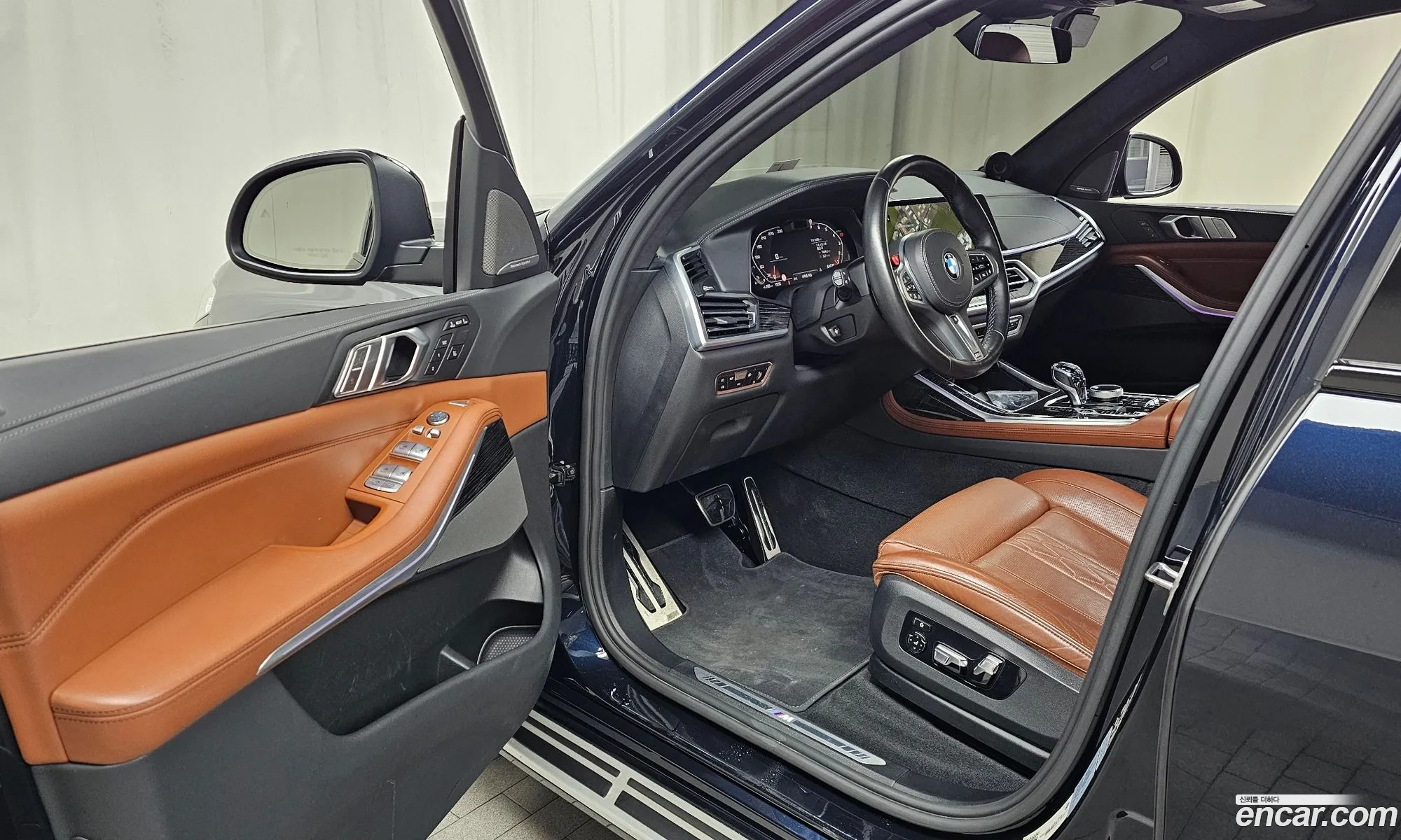 BMW X7 2022 — 14