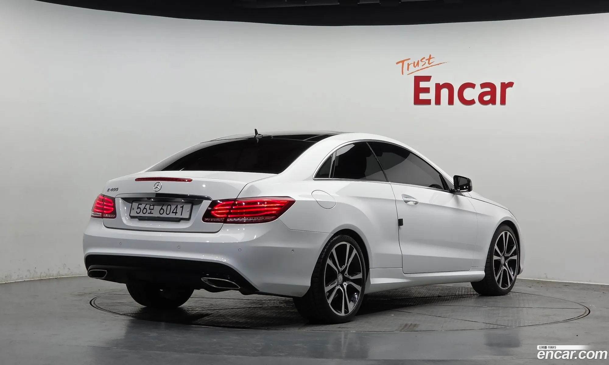 Mercedes-Benz E-Class W212 2016 WDDKJ6FB2GF346873 — 9