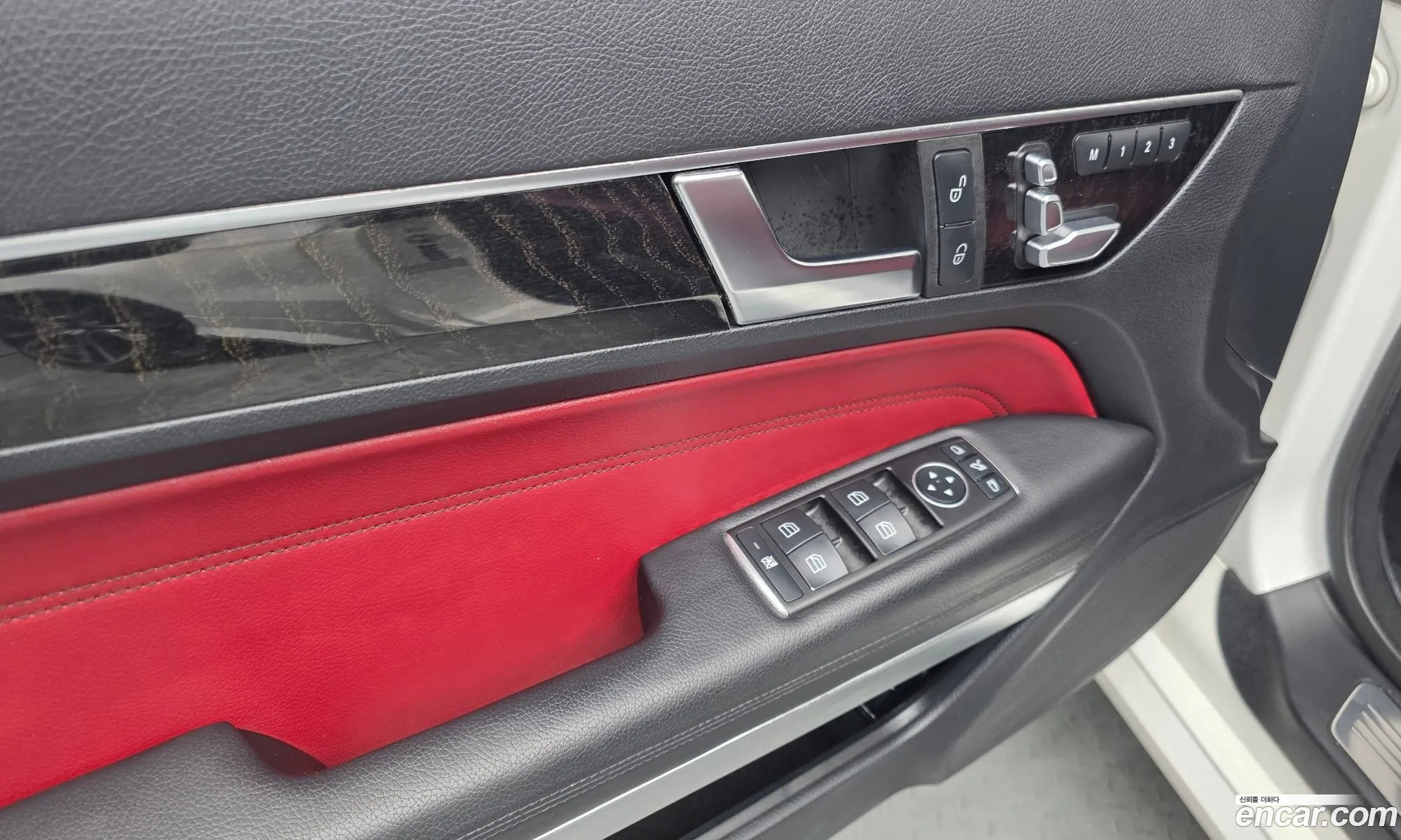 Mercedes-Benz E-Class W212 2016 WDDKJ6FB2GF346873 — 19