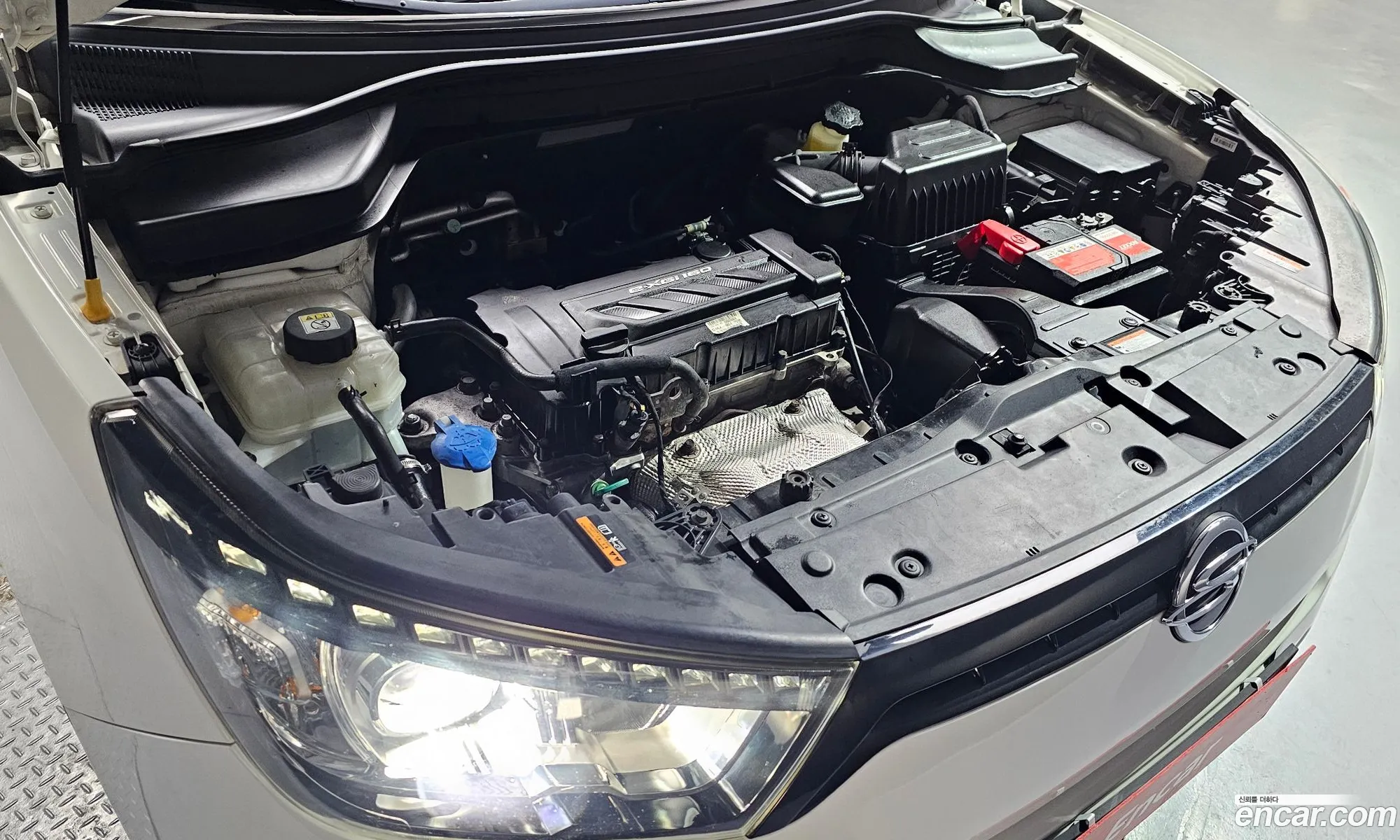 KG Mobility (SsangYong) Tivoli 2015 — 3