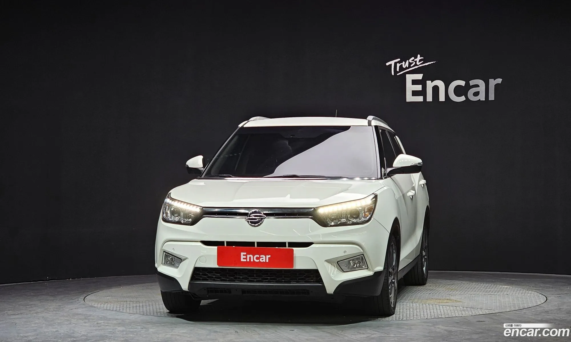 KG Mobility (SsangYong) Tivoli 2015 — 17