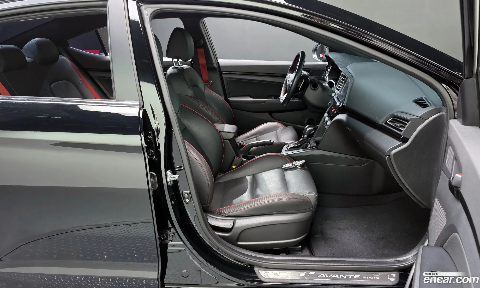 Hyundai Elantra AD 2019 — 3