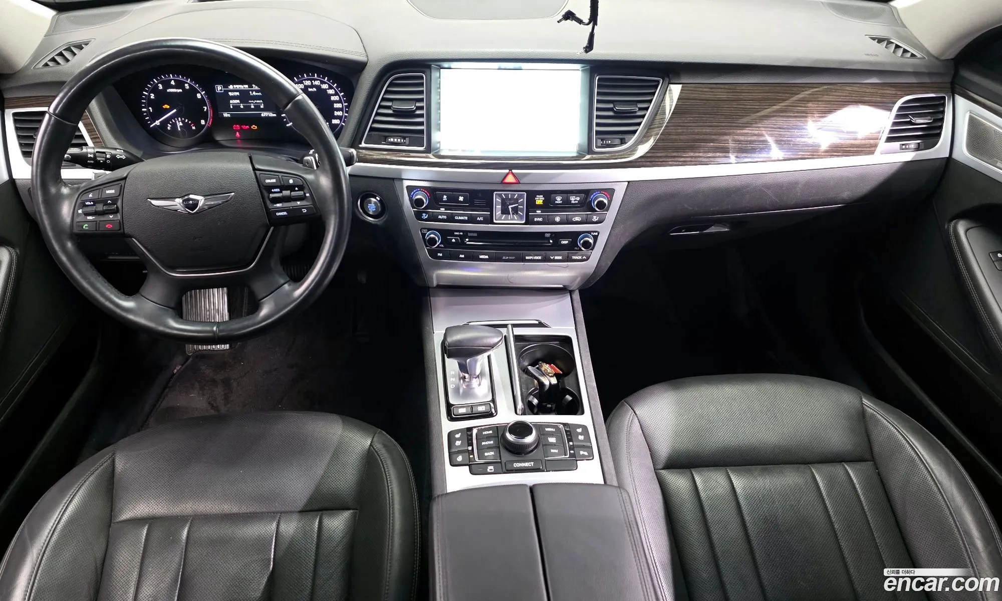 Genesis G80 2018 — 10