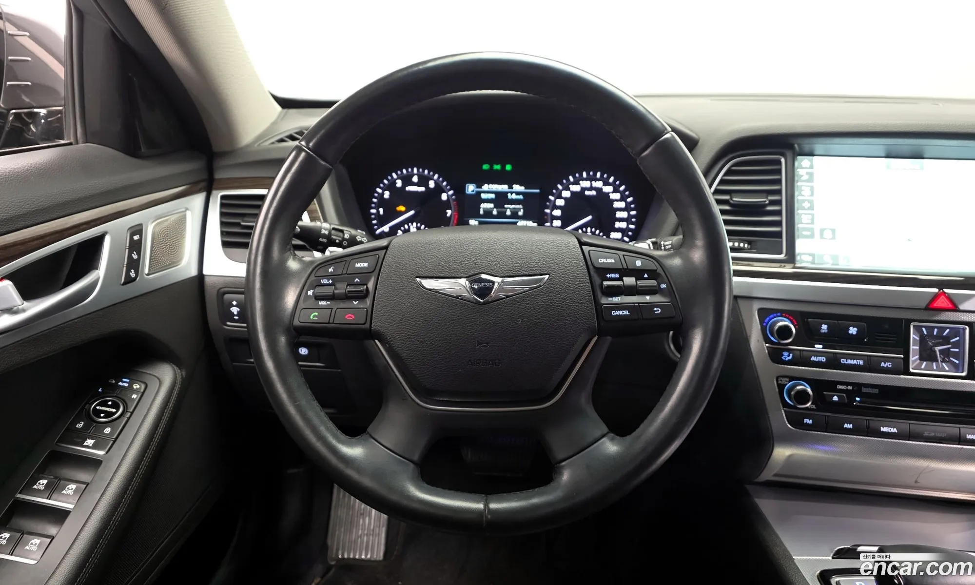 Genesis G80 2018 — 2