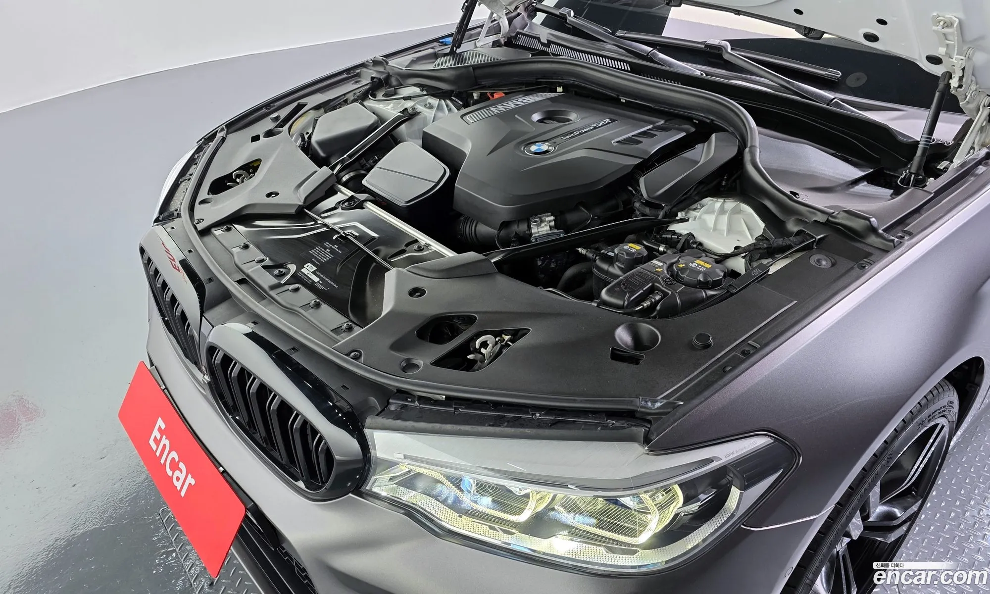 BMW 5 Series 2017 WBAJD9103JWC11784 — 6