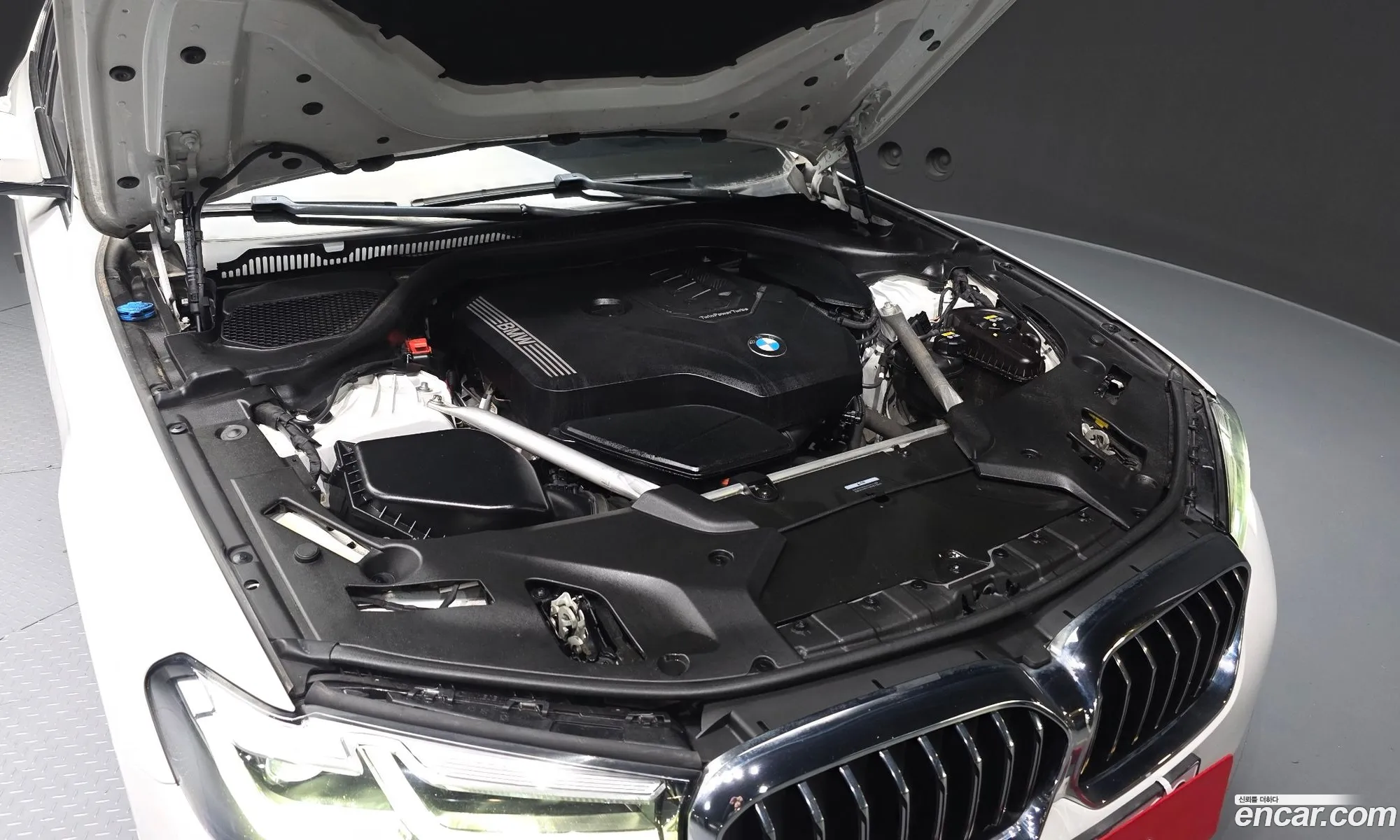 BMW 5 Series 2022 WBA11BH07NWX57822 — 20