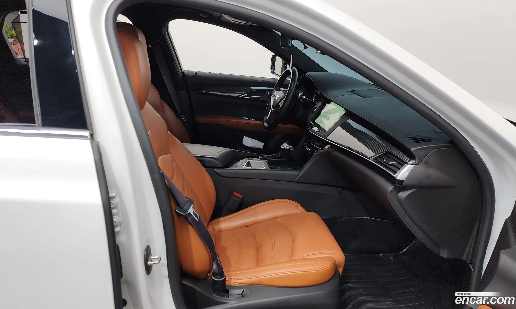 Cadillac CT6 2018 — 18