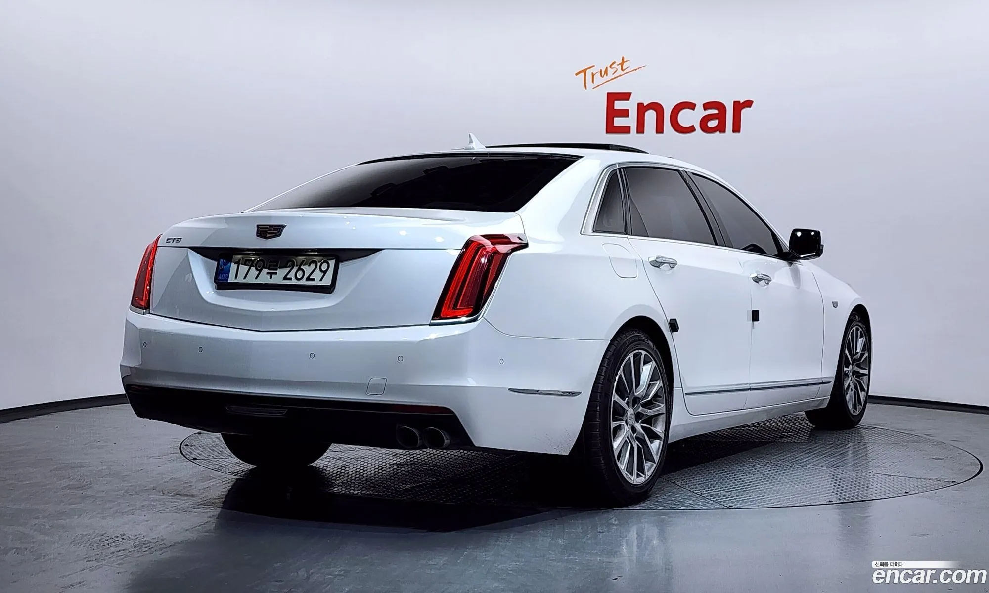 Cadillac CT6 2018 — 12