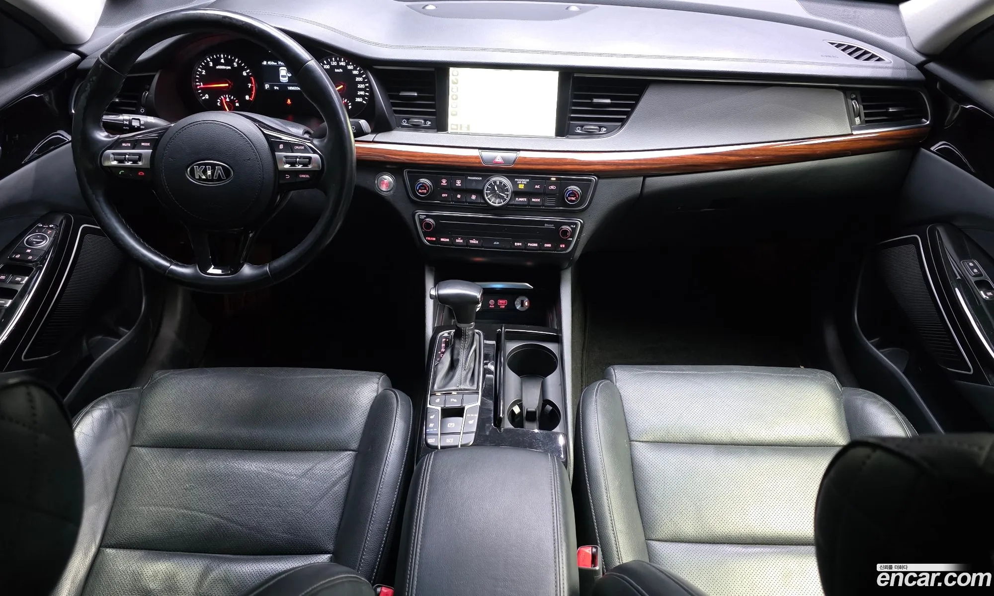 Kia K7 2016 — 14