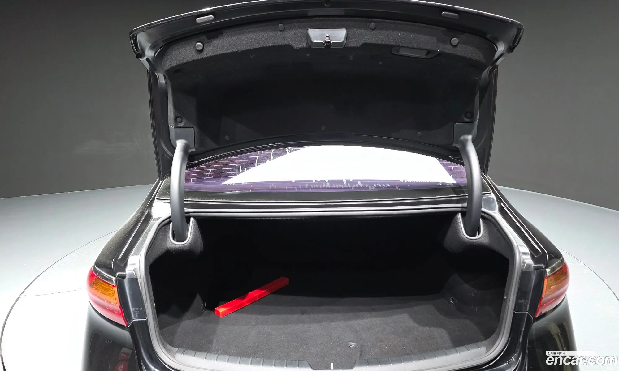 Kia K7 2016 — 11
