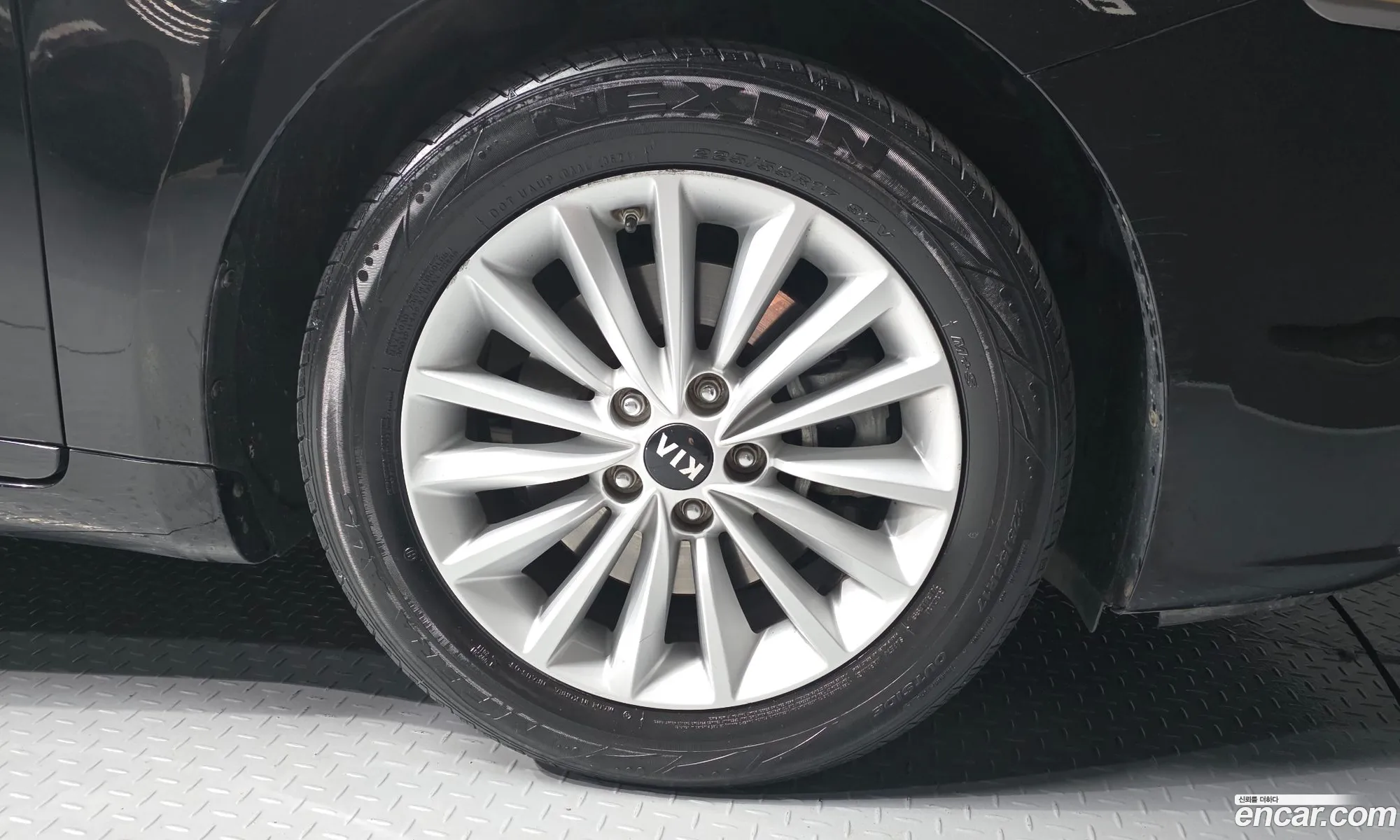 Kia K7 2016 — 16