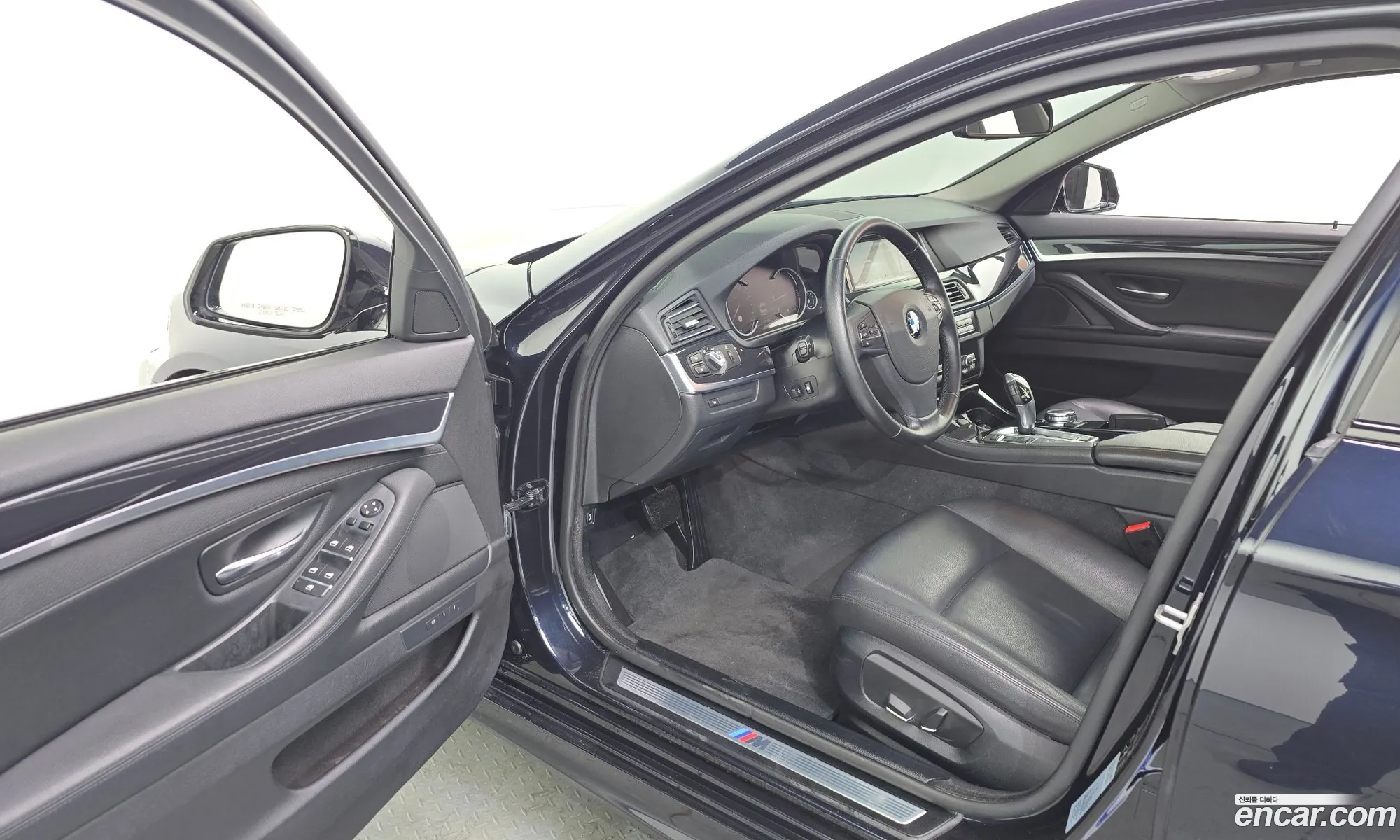 BMW 5 Series 2016 WBA5E7109GG158902 — 2