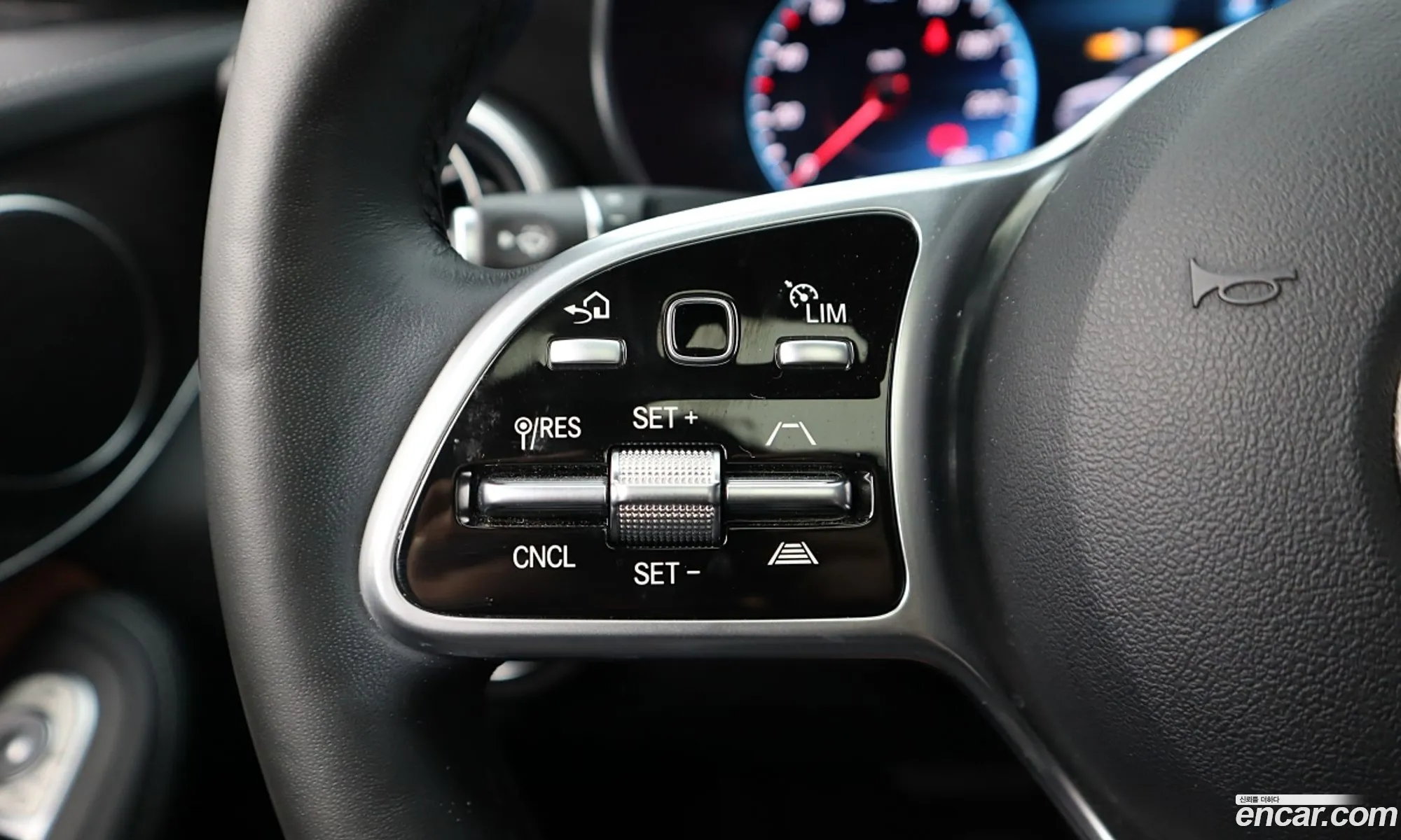 Mercedes-Benz GLC-Class X253 2021 — 14