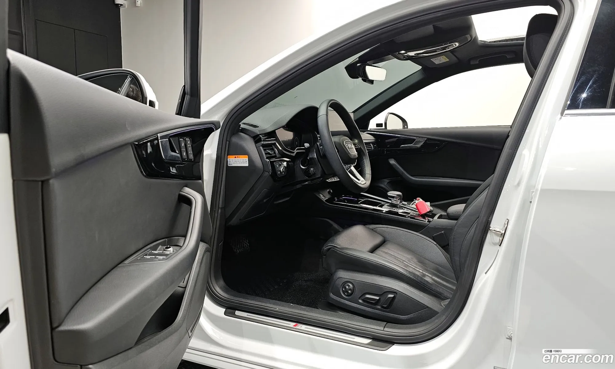 Audi A4 2021 WAUZZZF40MN014966 — 17