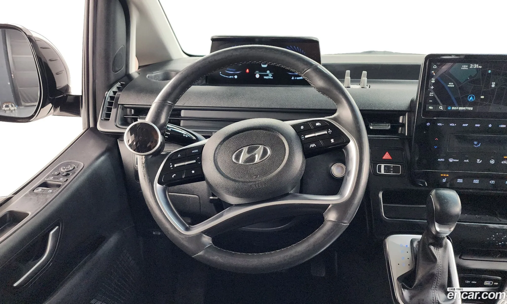 Hyundai Staria 2022 — 7