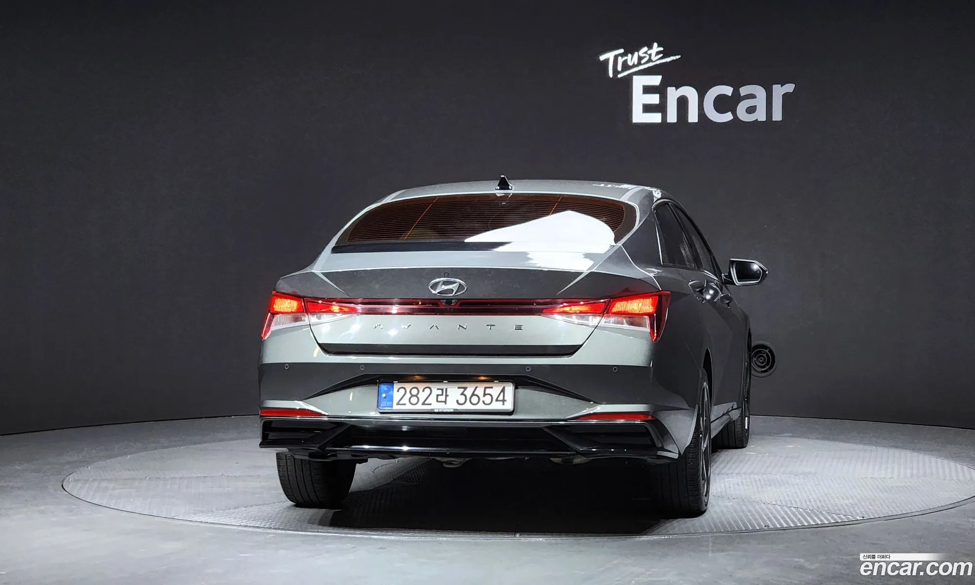 Hyundai Elantra 2020 — 4