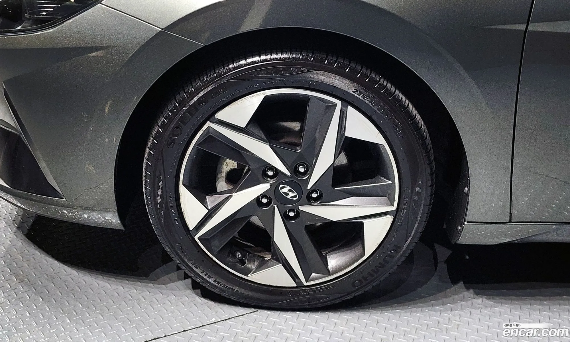 Hyundai Elantra 2020 — 15