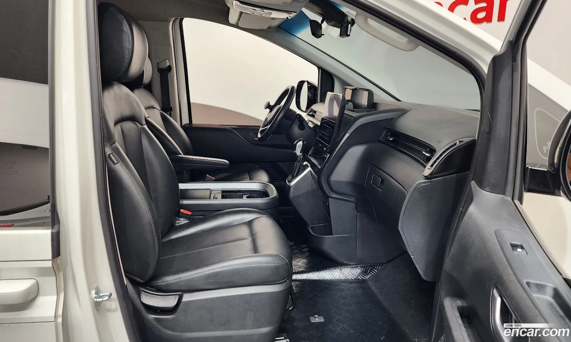Hyundai Staria 2022 — 8