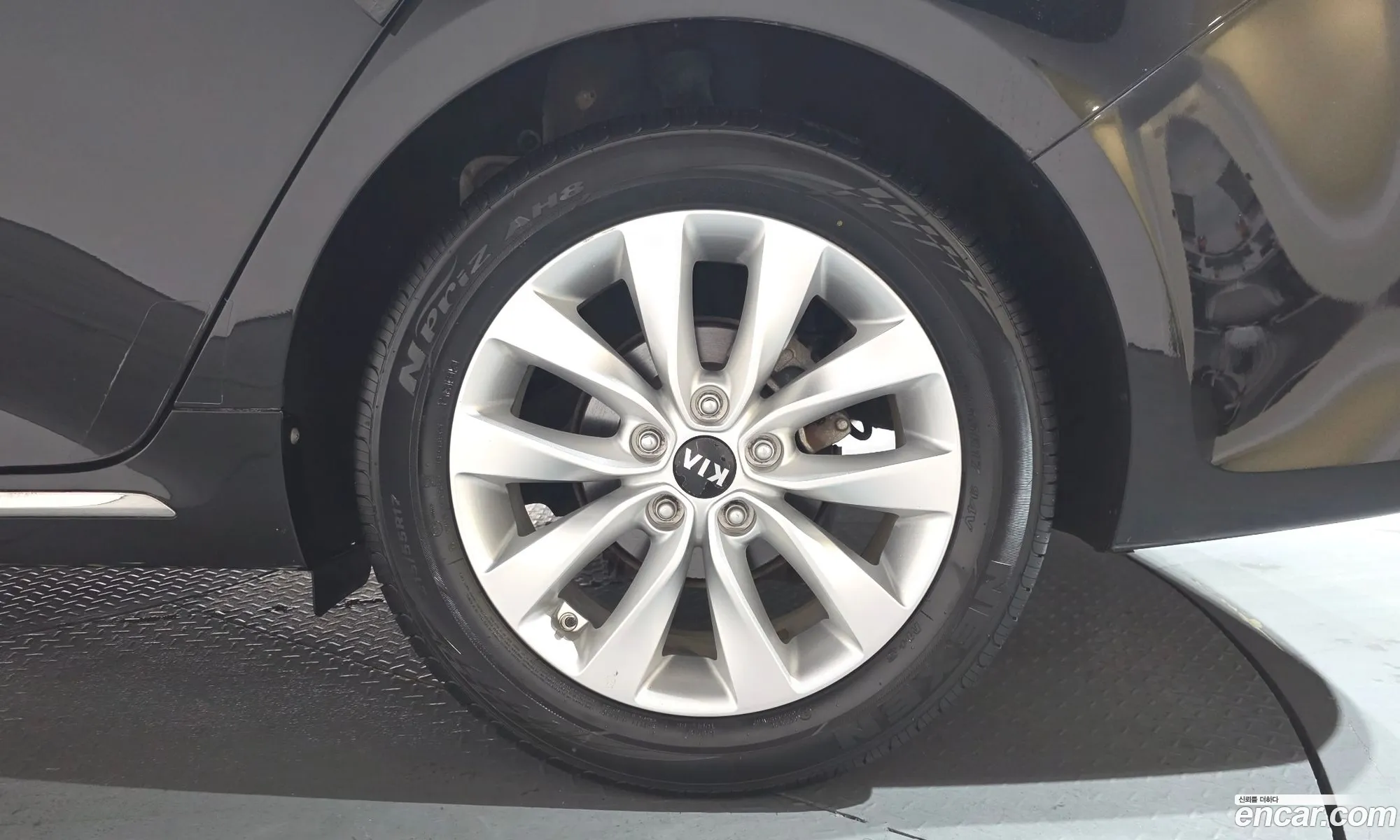 Kia K5 2015 KNAGX411BGA019253 — 15