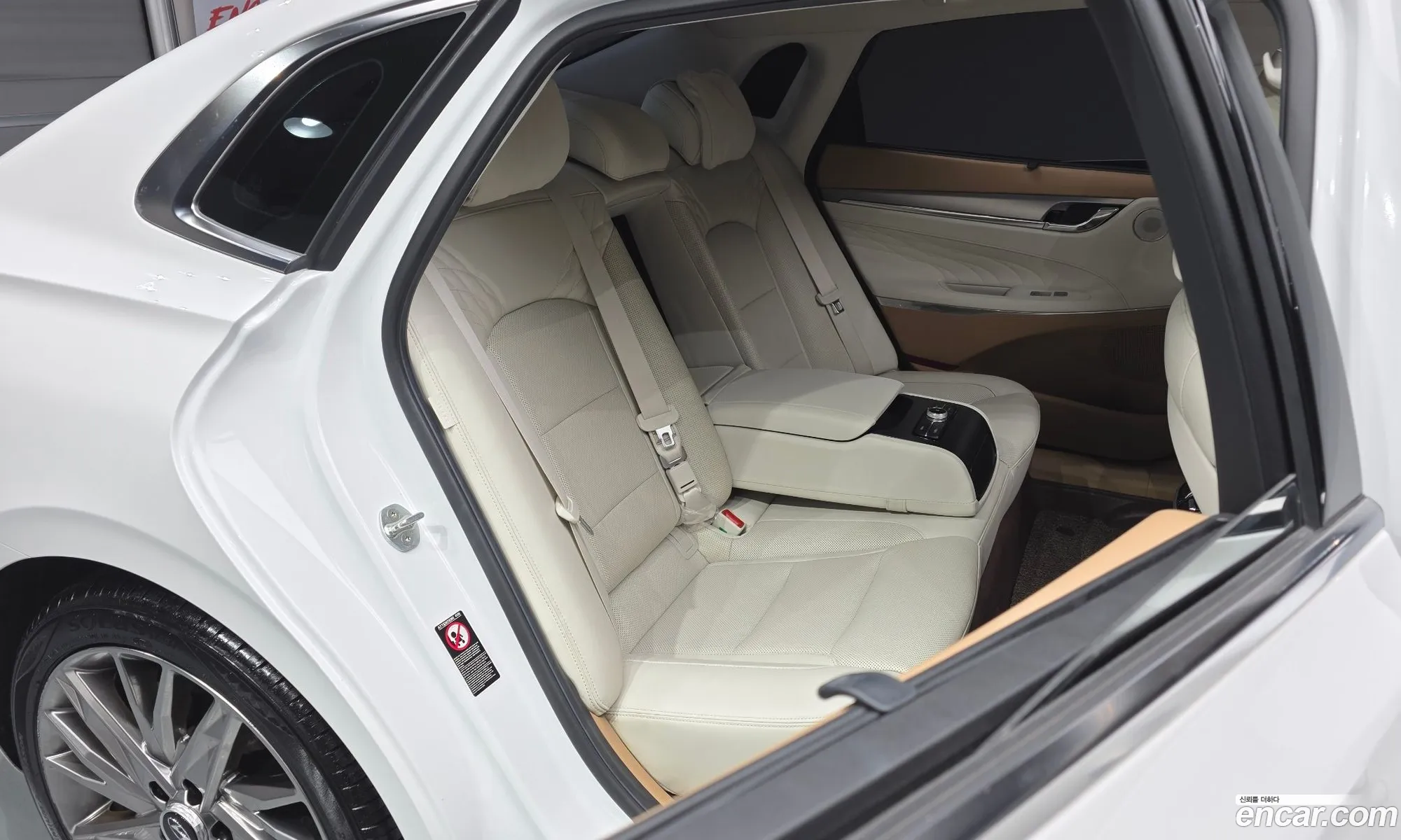 Hyundai Grandeur IG 2020 — 17