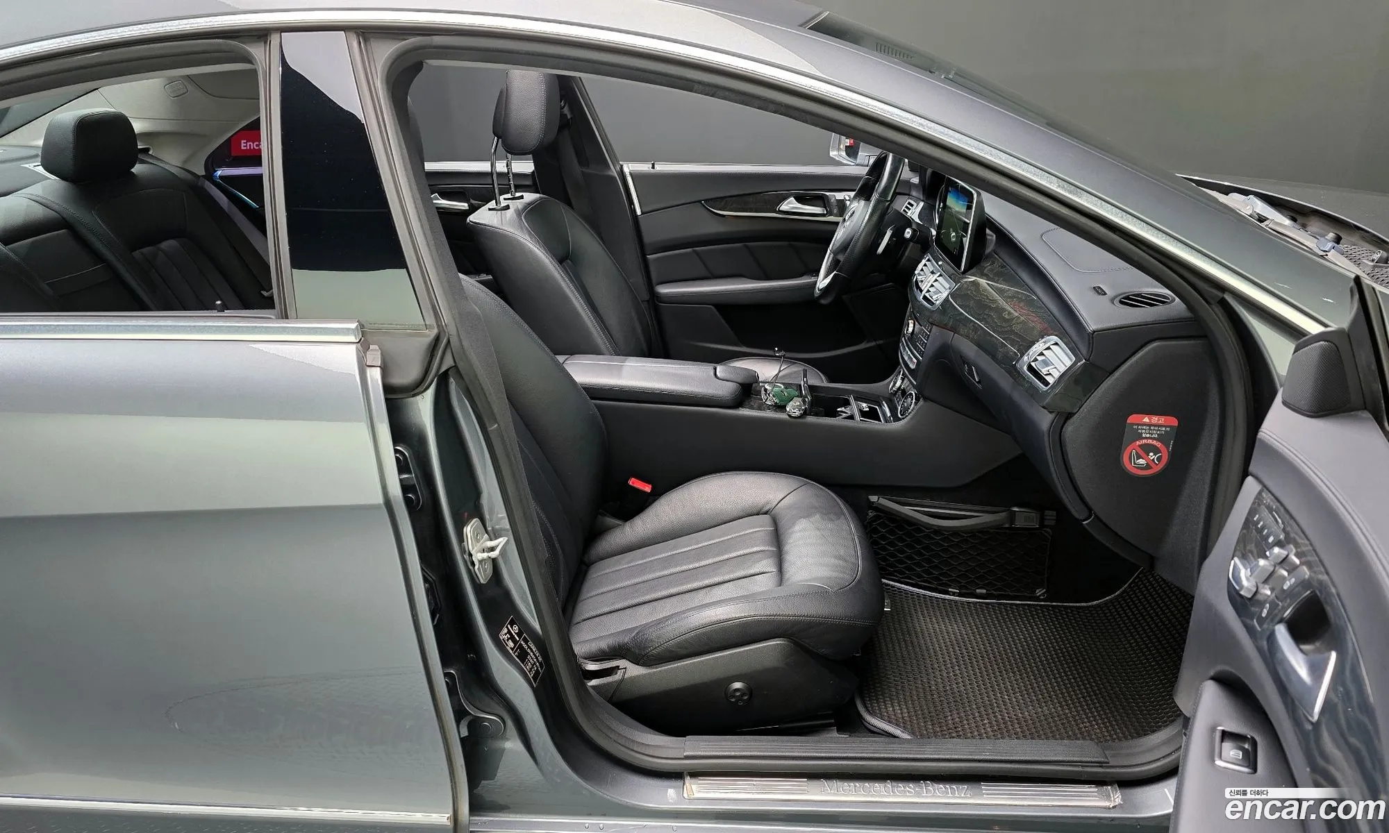 Mercedes-Benz CLS-Class W218 2016 — 18