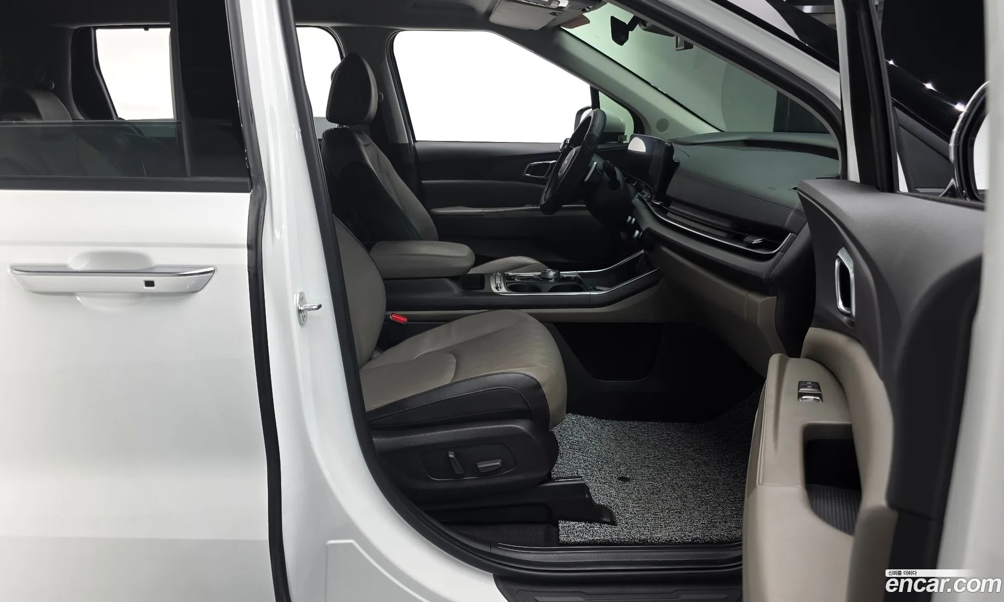 Kia Carnival 2024 — 15