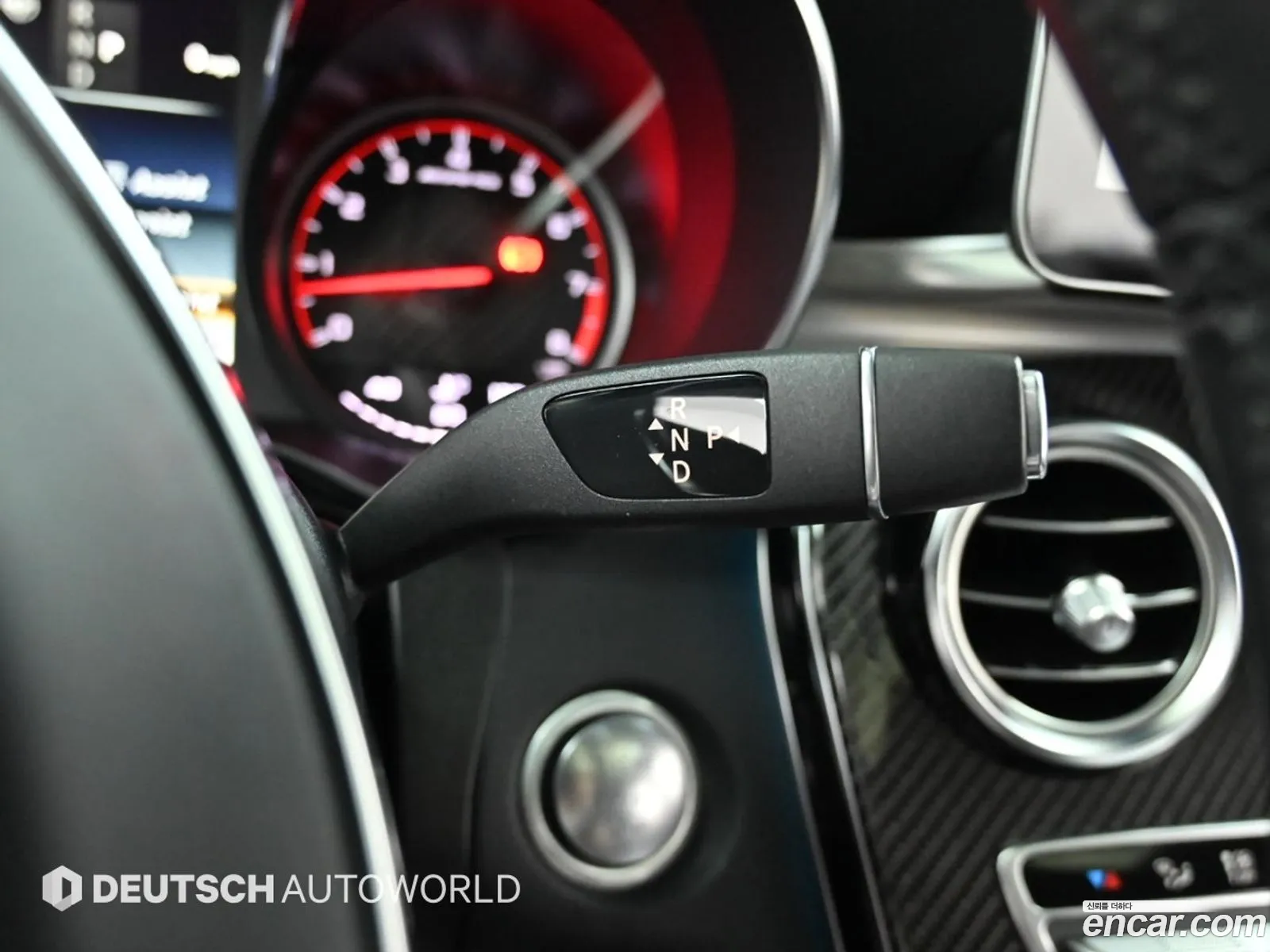 Mercedes-Benz GLC-Class X253 2019 — 11