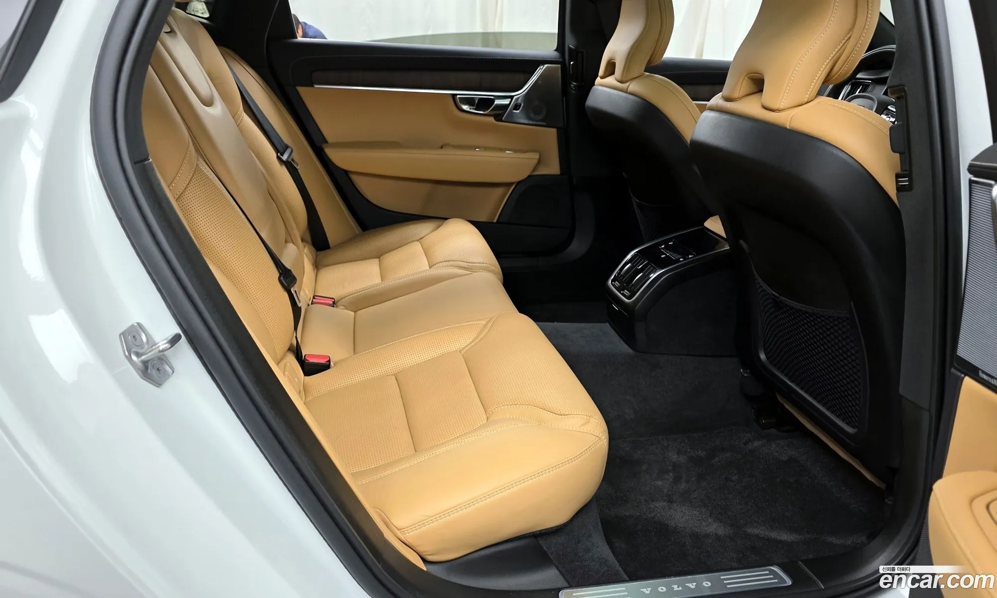 Volvo S90 2021 LVYPTL12DNP256588 — 5