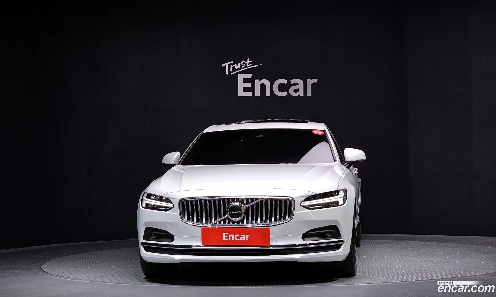 Volvo S90 2021 LVYPTL12DNP256588 — 2