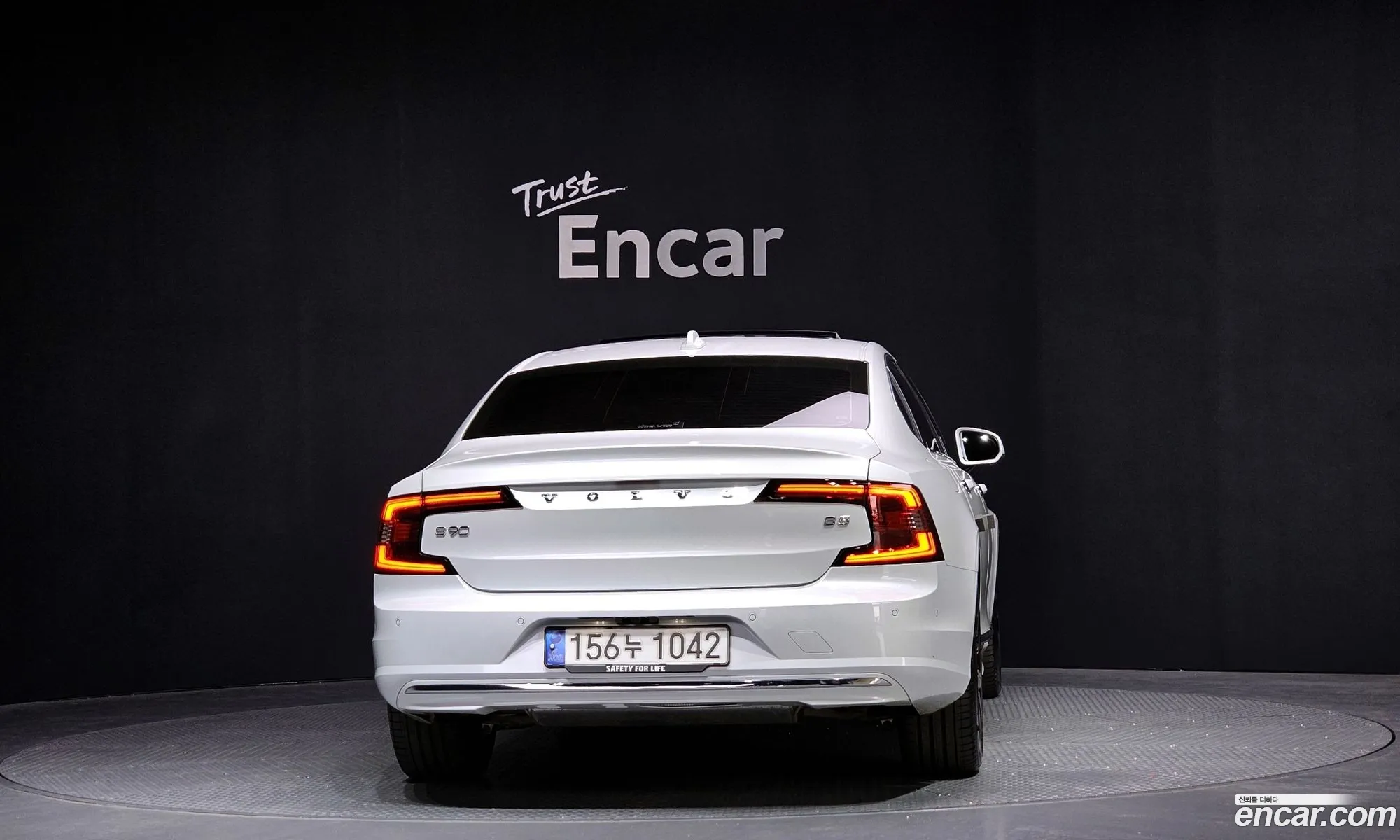 Volvo S90 2021 LVYPTL12DNP256588 — 6