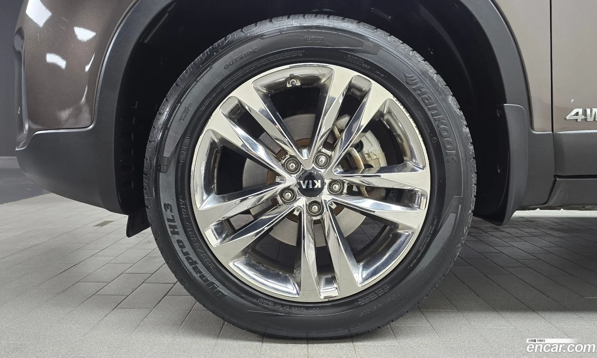 Kia Sorento R 2013 KNAKV815DEA470909 — 18