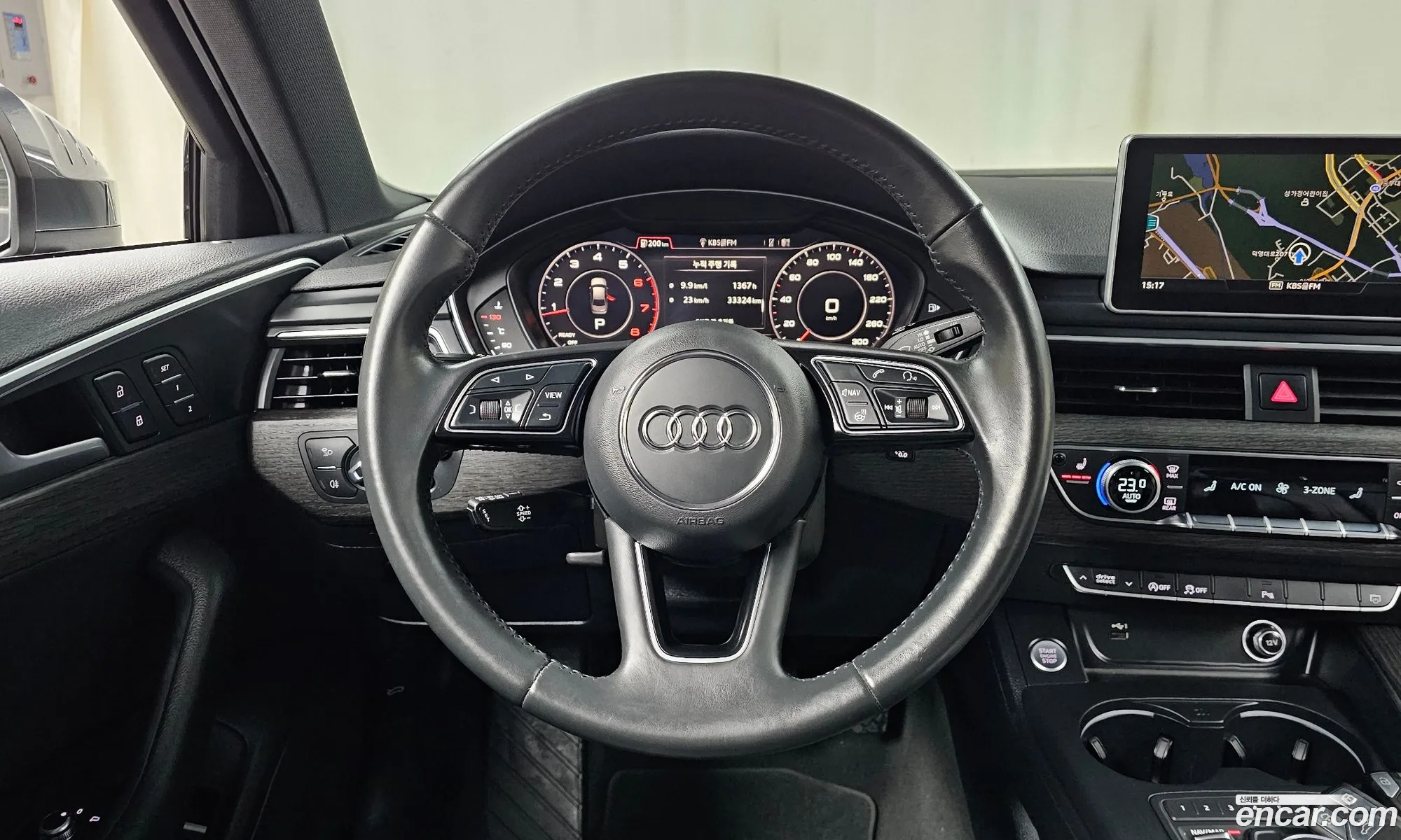 Audi A4 2019 WAUZZZF45KA125534 — 12