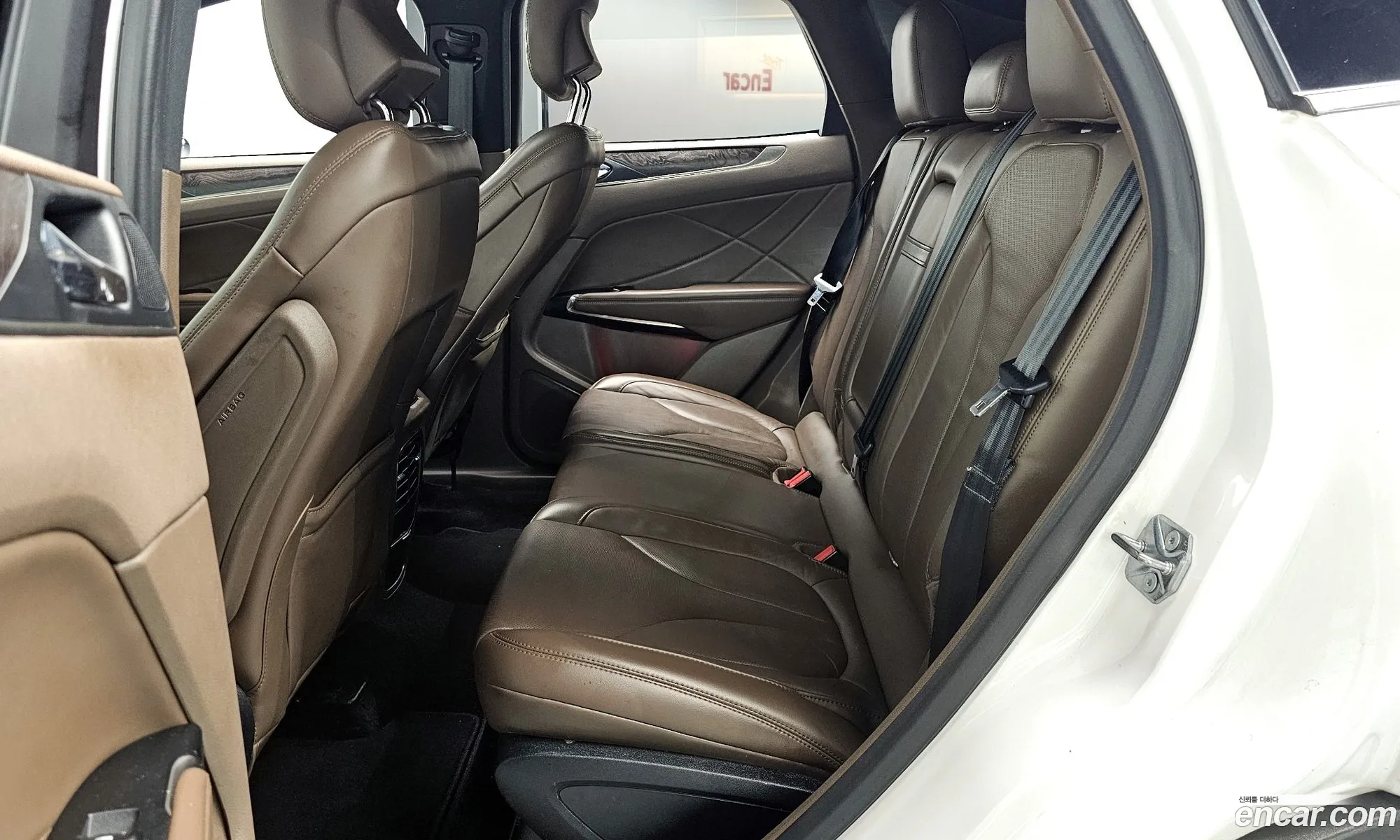 Lincoln MKC 2017 5LMCJ3D90HUL47409 — 10