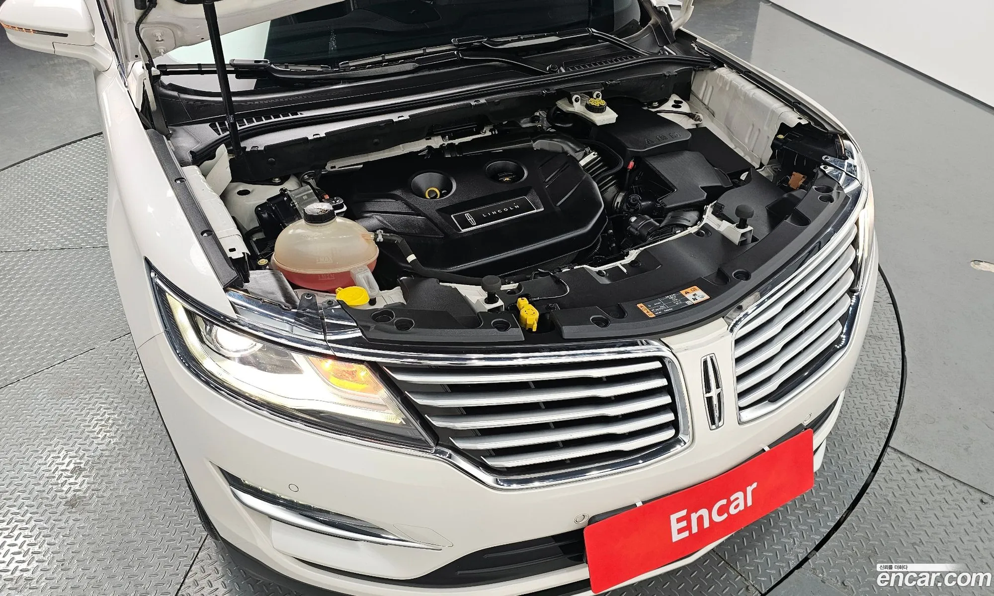 Lincoln MKC 2017 5LMCJ3D90HUL47409 — 15