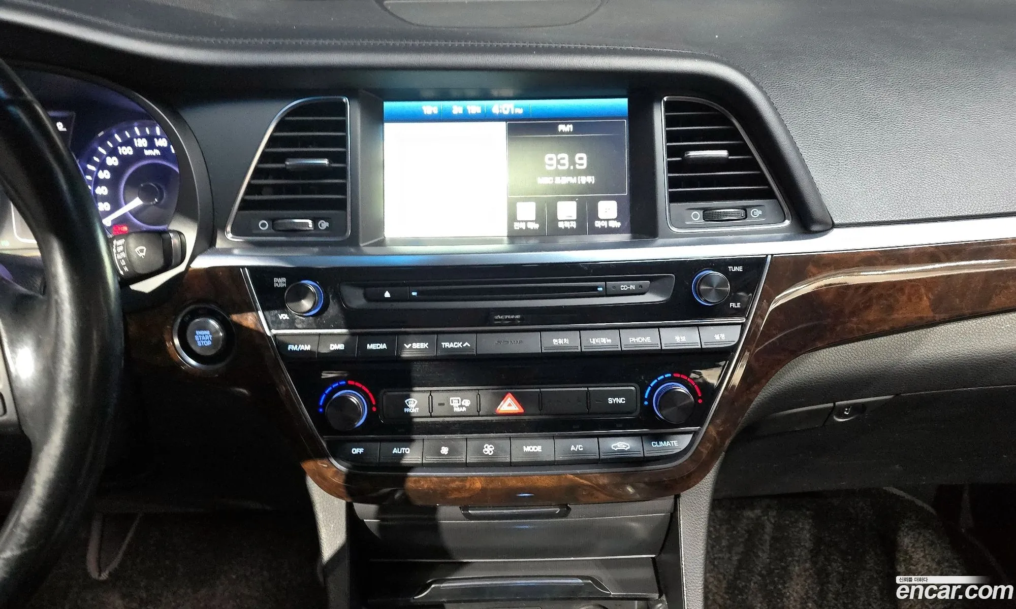 Hyundai Aslan 2015 — 19