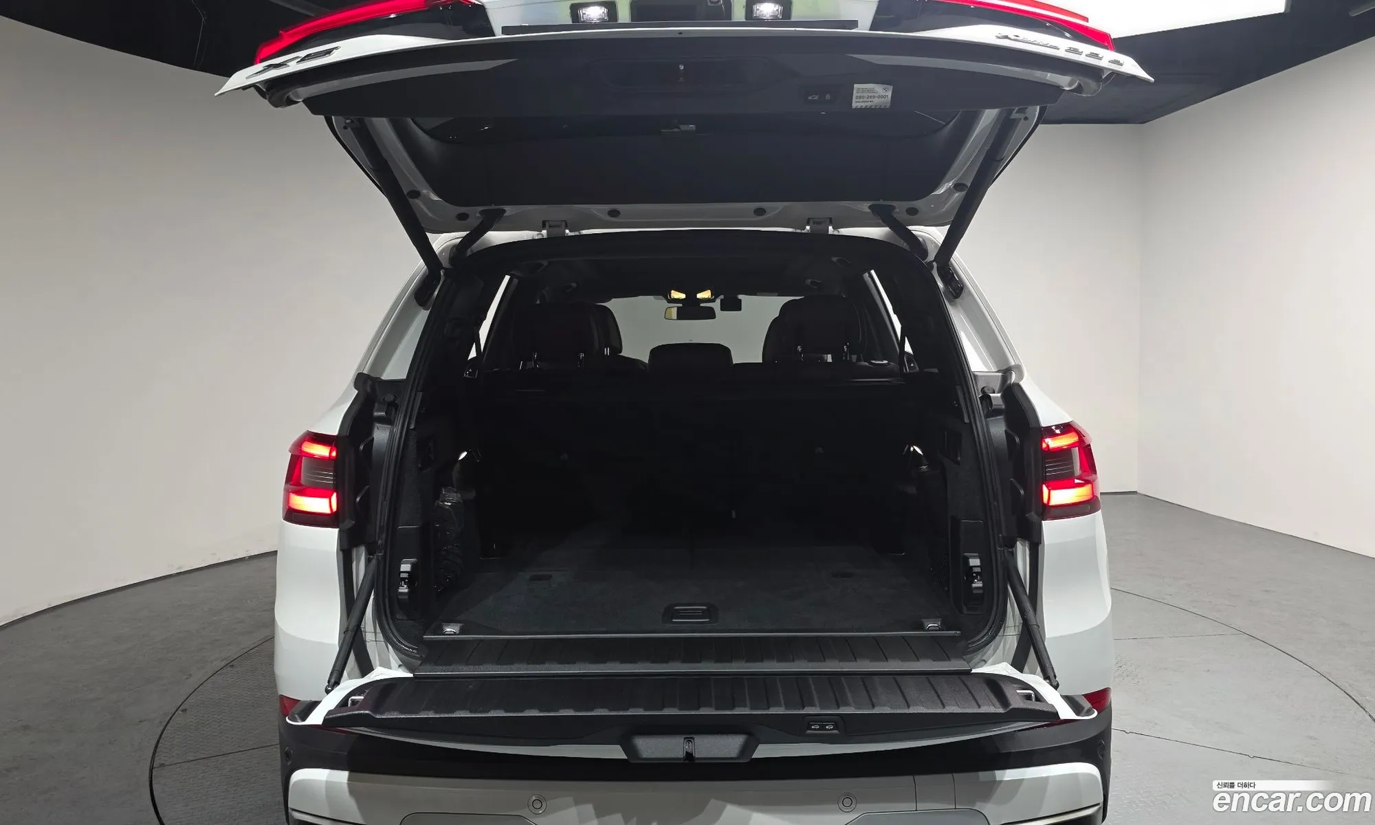 BMW X5 2023 WBAJU8104P9R30914 — 4