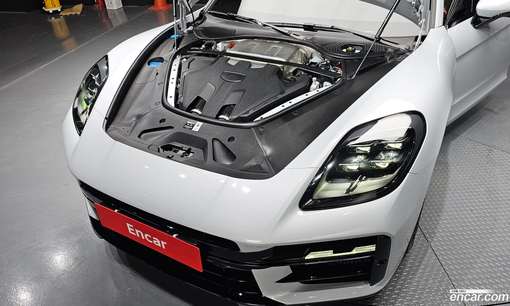Porsche Panamera 2025 WP0AG2YA6SL070287 — 13