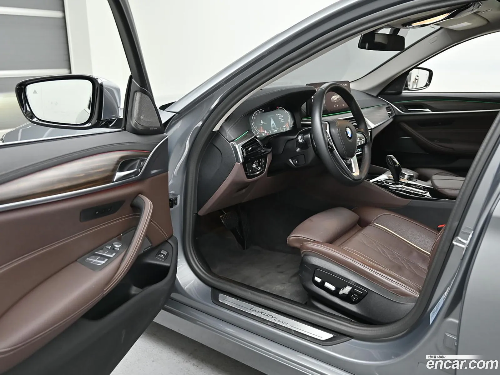 BMW 5 Series 2023 — 18