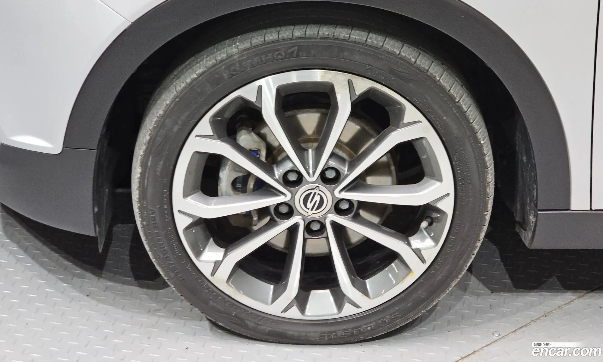 KG Mobility (SsangYong) Tivoli Air 2017 — 2